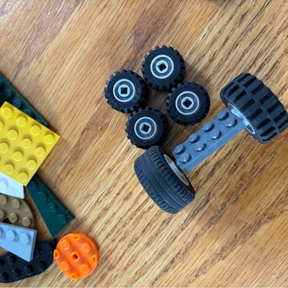 Lego - Picture 9 of 12